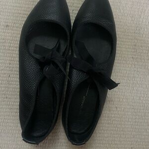 Intentionally Blank valley ballet flats